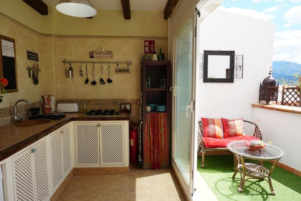 Eagles Nest - Massive Townhouse With Pool With Outstanding Views Villa Algodonales Exteriör bild